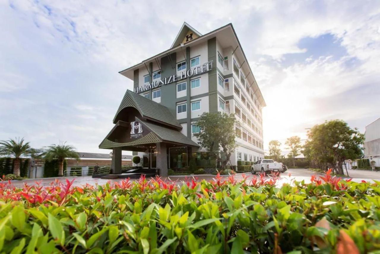 Harmonize Hotel- Sha Extra Plus Чиангмай Экстерьер фото